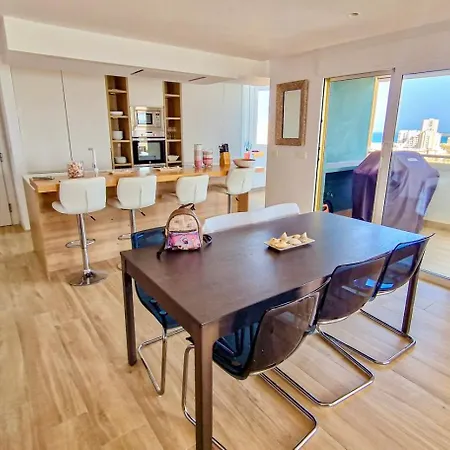 Atico De Lujo Vistas Dos Mares Apartamento