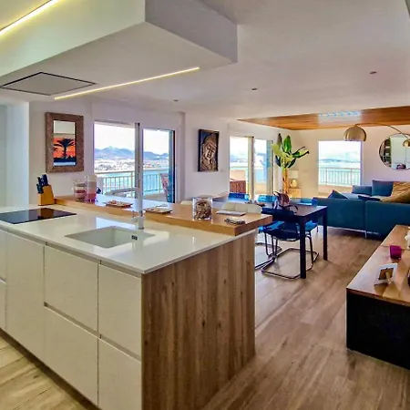 Atico De Lujo Vistas Dos Mares