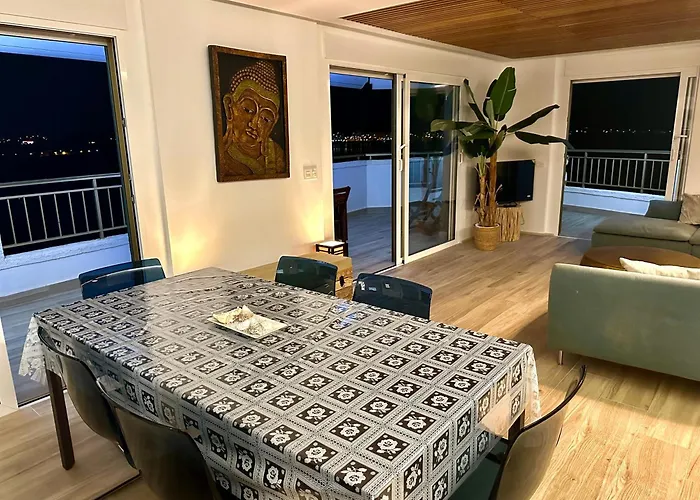 Atico De Lujo Vistas Dos Mares Apartmán *