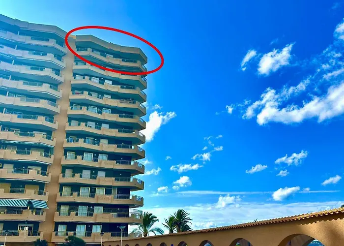 Atico De Lujo Vistas Dos Mares Apartmán