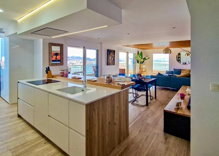 Atico De Lujo Vistas Dos Mares